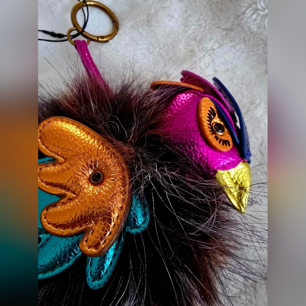 Kurt Geiger Eagle Pom Pom Bag Charm - Picture 2 of 10